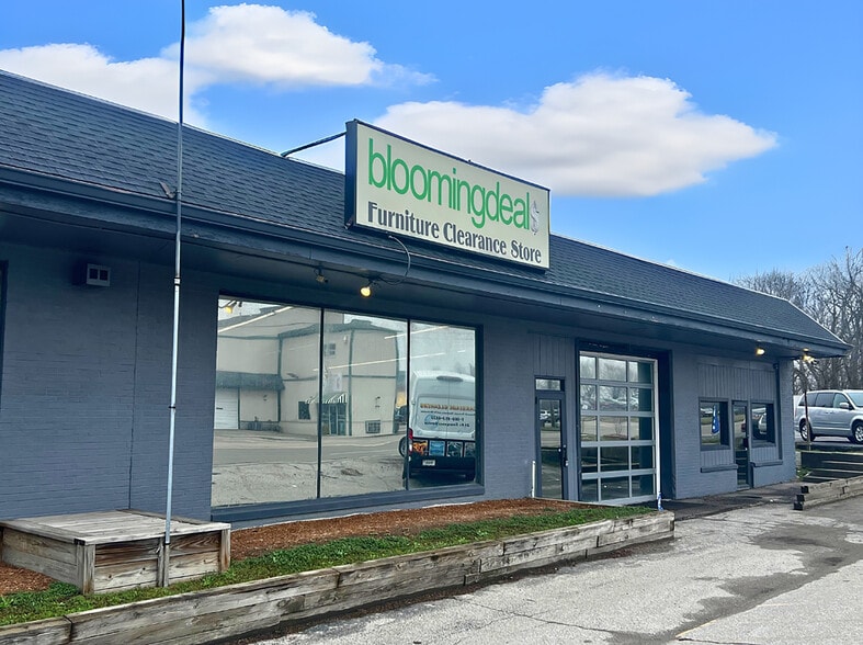 Primary Photo Of 3301-3307 S Madison Ave, Indianapolis Freestanding For Lease