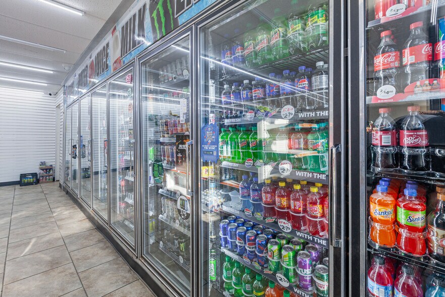 More Photos Of 741 N Cedar Crest Blvd, Allentown Service Station For Sale