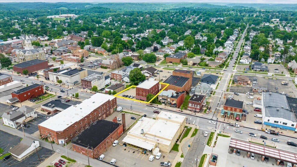 More Photos Of 927 Wheeling Ave, Cambridge Medical For Lease