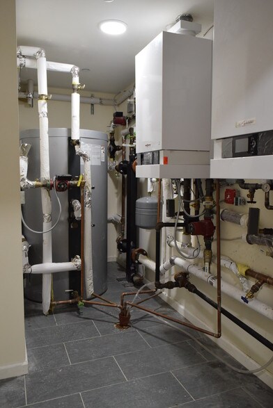 More Photos Of 1072 University Ave, Bronx Apartments For Sale