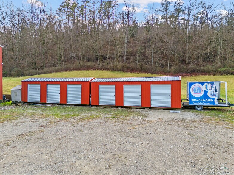 More Photos Of 591 Merritts Creek Rd, Huntington Sports And Entertainment For Sale