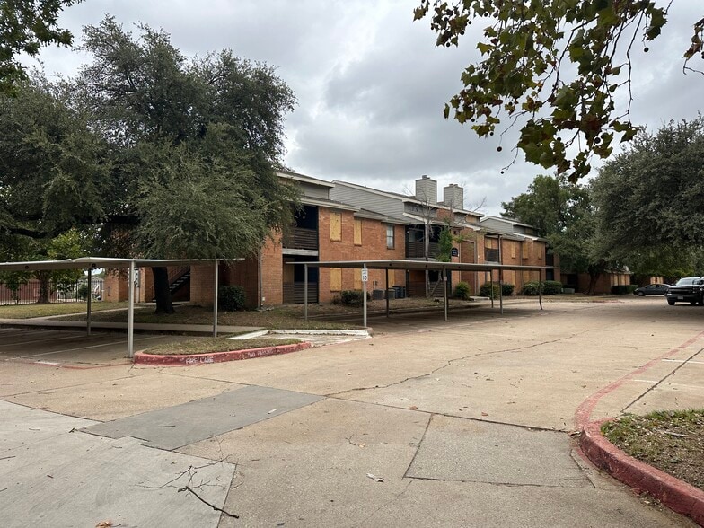 More Photos Of 1601 Eastchase Pky, Fort Worth Apartments For Sale