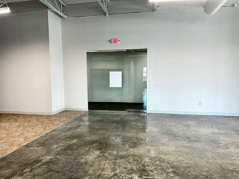 More Photos Of 700 E Campbell Rd, Richardson Office For Lease