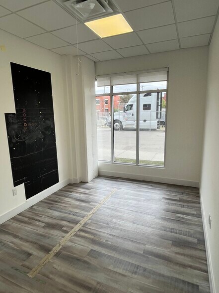 More Photos Of 10416 81st Ave NW, Edmonton Apartments For Lease