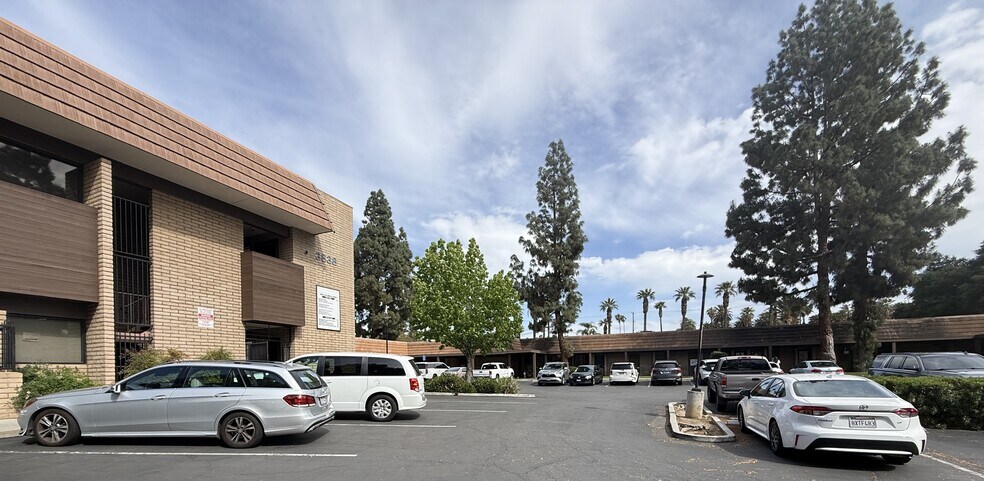 More Photos Of 3841 Wheeler St, Riverside Medical For Sale