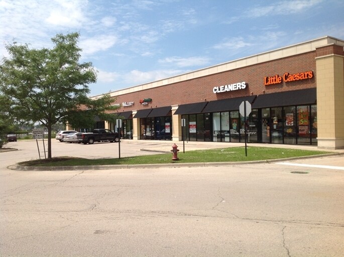 Primary Photo Of 125-205 S Eastwood Dr, Woodstock Unknown For Lease