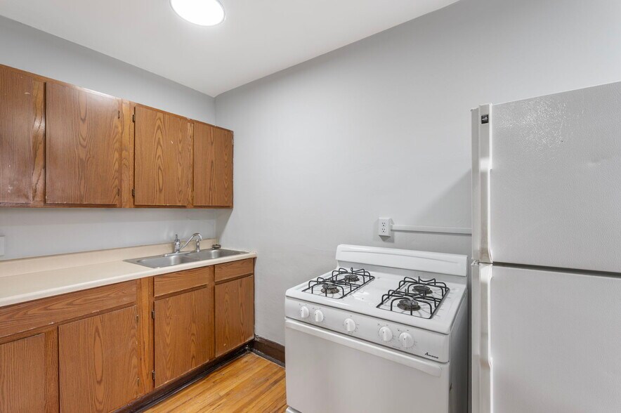 More Photos Of 487 Grand Ave, Saint Paul Apartments For Sale