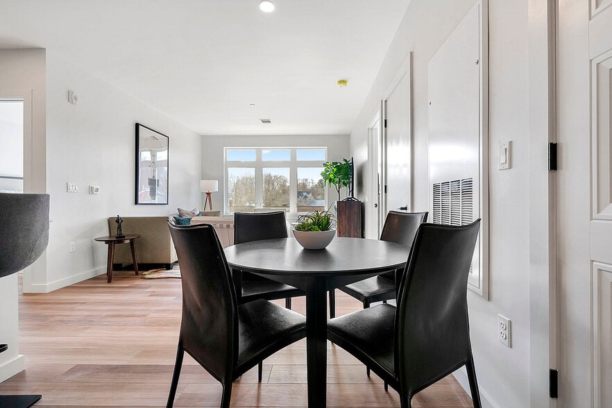 More Photos Of 22 Washington St, Weymouth Apartments For Lease
