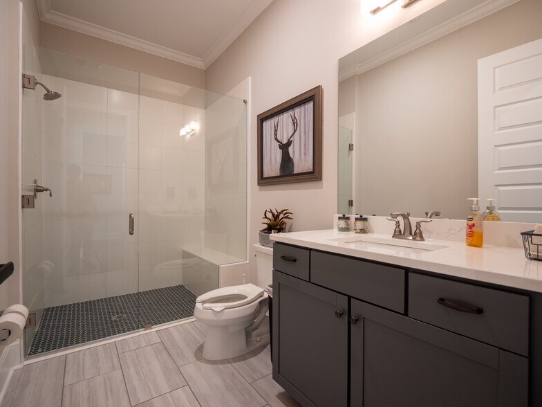 More Photos Of 3957 S Main St, Acworth Office For Sale