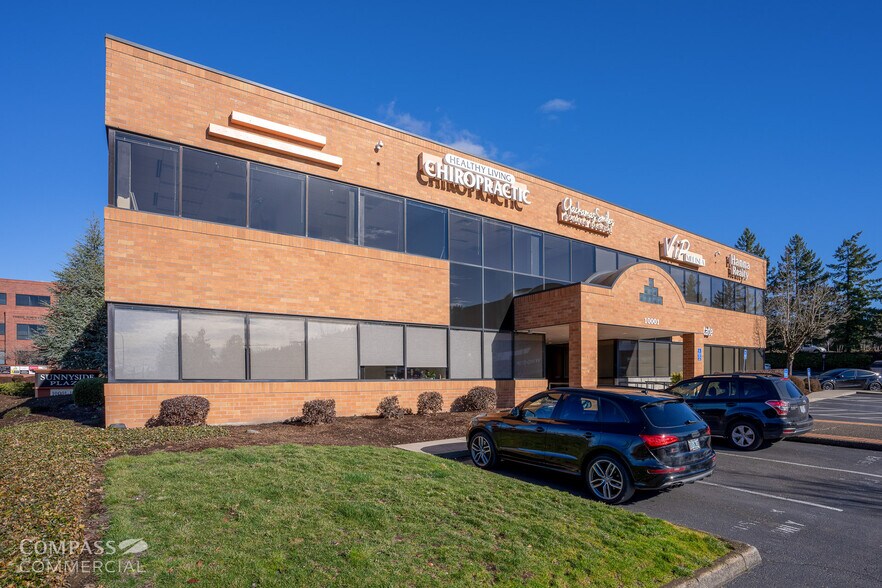More Photos Of 10001-10117 SE Sunnyside Rd, Clackamas Unknown For Lease