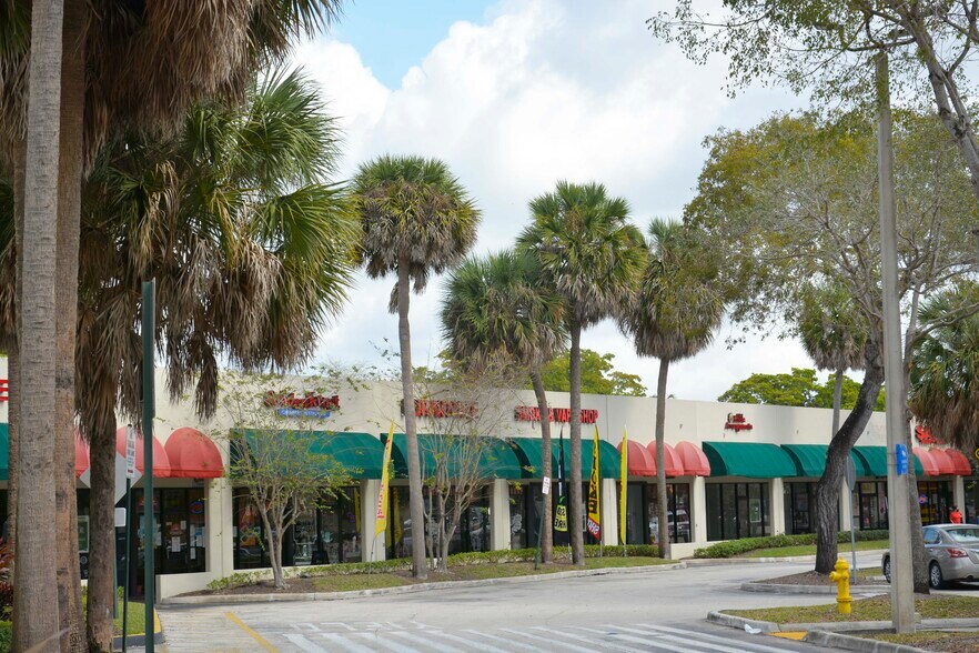 More Photos Of 1801-1951 N Pine Island Rd, Plantation Unknown For Lease