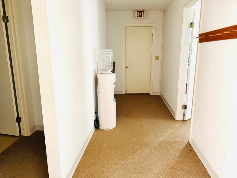 More Photos Of 75 Moser Street, Melbourne Religious Facility For Sale