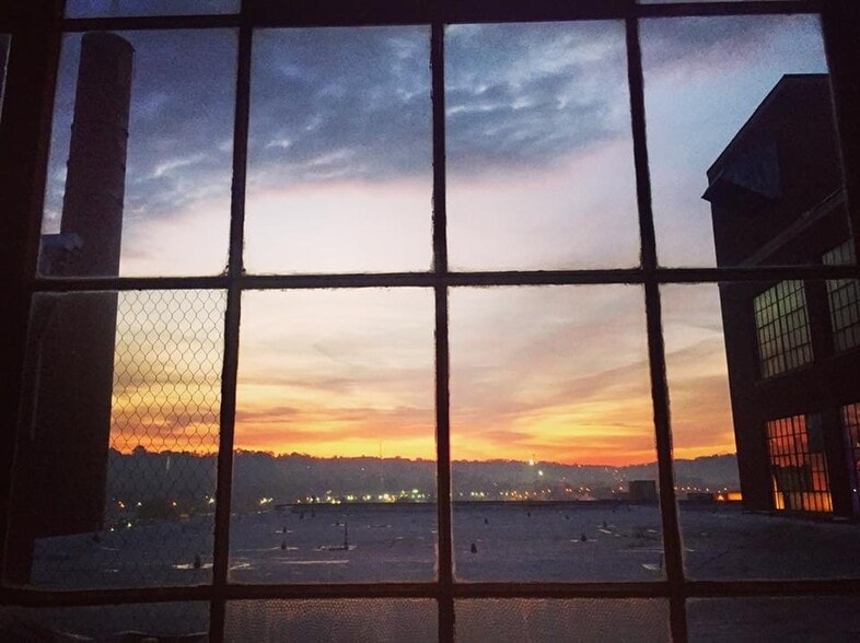 More Photos Of 201 N Braddock Ave, Pittsburgh Light Manufacturing For Lease