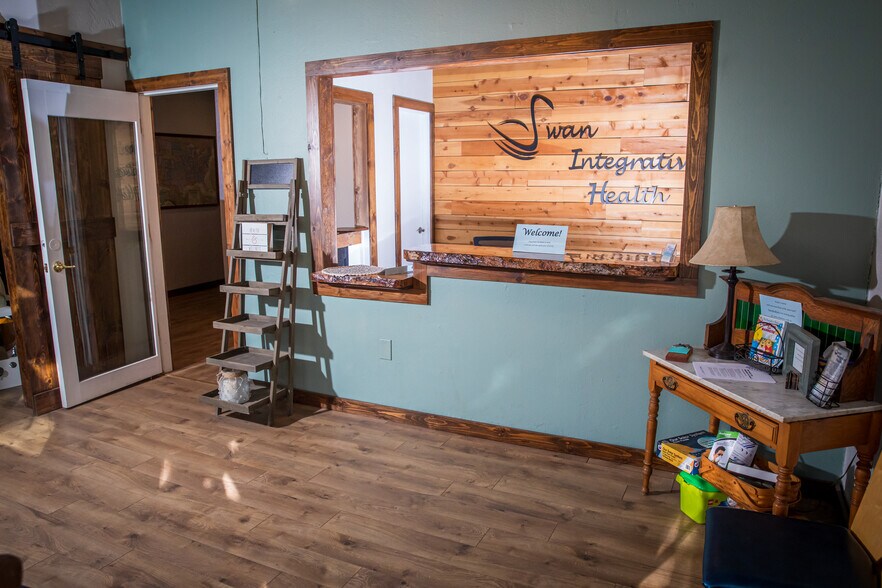 More Photos Of 35572 Highway 41, Coarsegold Office For Sale