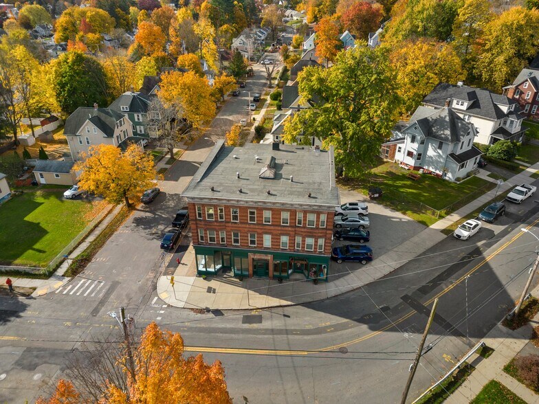 More Photos Of 226-228 Sargeant St, Holyoke Storefront For Lease