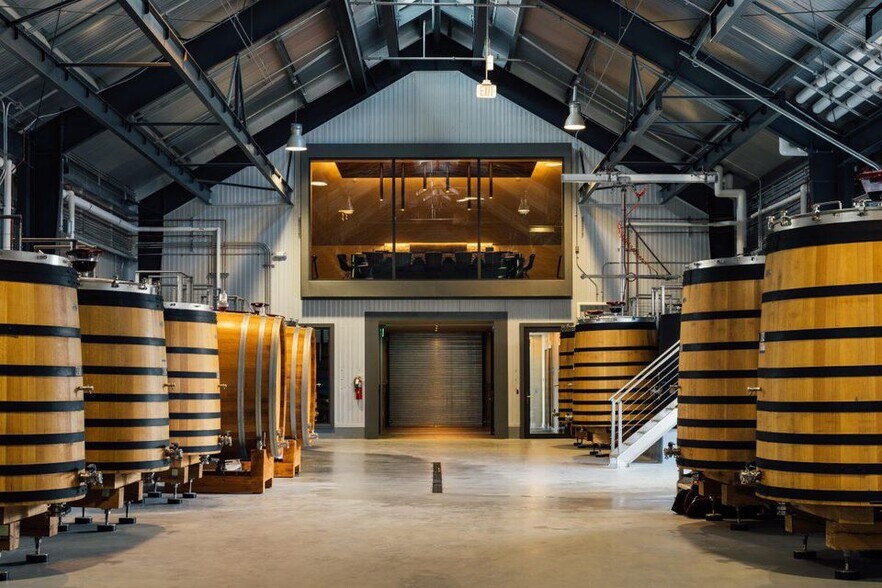 More Photos Of 6770 McKinley St, Sebastopol Unknown For Lease