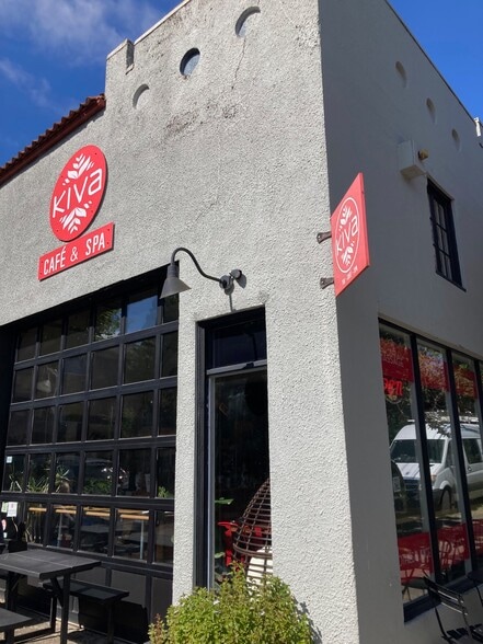 More Photos Of 1533 NW 24th Ave, Portland Freestanding For Sale