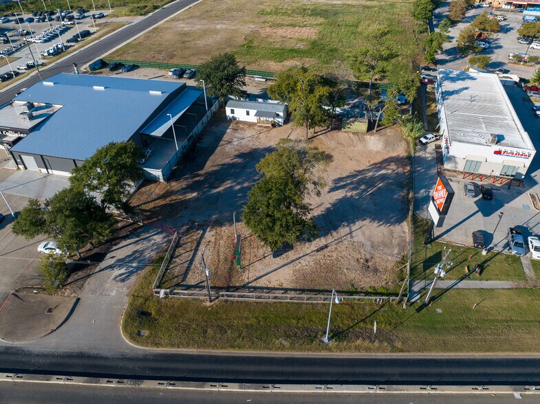 More Photos Of 191 Interstate 45, Huntsville Land For Sale