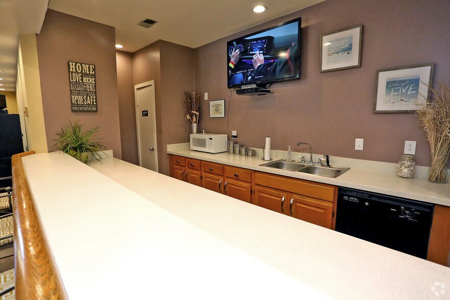 More Photos Of 3001 Reflections Way, Virginia Beach Apartments For Sale