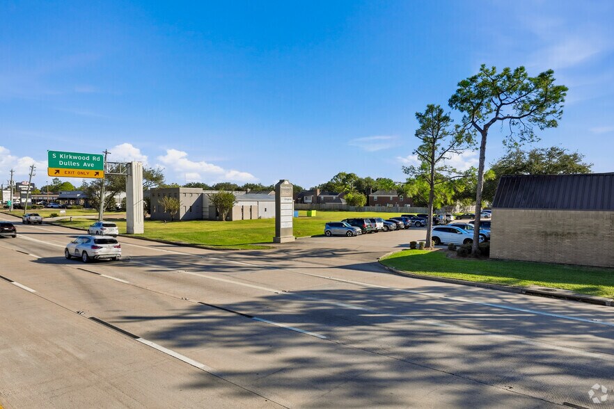 More Photos Of 4779-4781 S Main St, Stafford Office For Lease