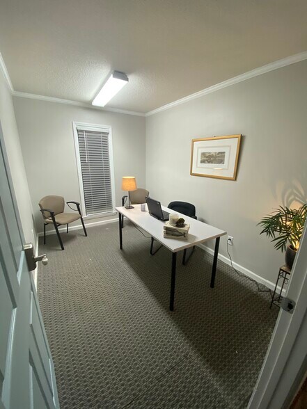 More Photos Of 2922 Audrey Dr, Gastonia Office For Lease