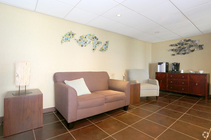 More Photos Of 380 Esplanade Ave, Pacifica Apartments For Sale