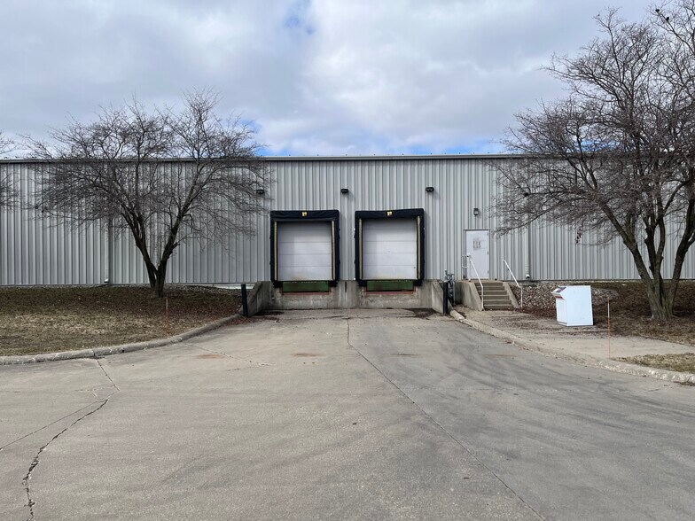More Photos Of 107 Industrial Park Rd, Story City Warehouse For Sale