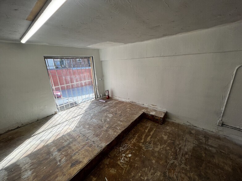 More Photos Of 810-814 S La Brea Ave, Los Angeles Storefront Retail Office For Lease