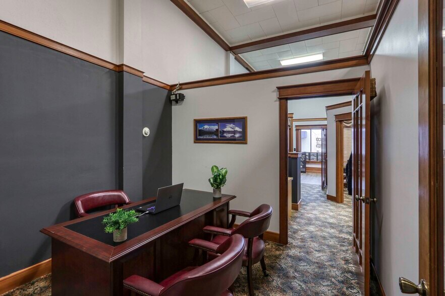 More Photos Of 316 N 2nd Ave, Sandpoint Office For Lease