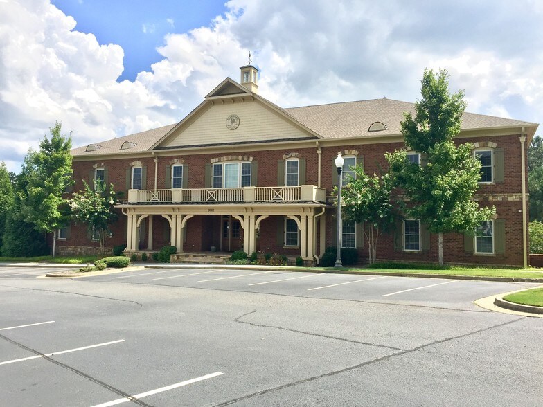 More Photos Of 3662 Cedarcrest Rd, Acworth Medical For Lease