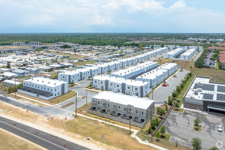 More Photos Of 7530 Osceola Polk Line Rd, Davenport Apartments For Sale