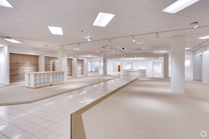 More Photos Of 3340 Mall Loop Dr, Joliet Department Store For Sale