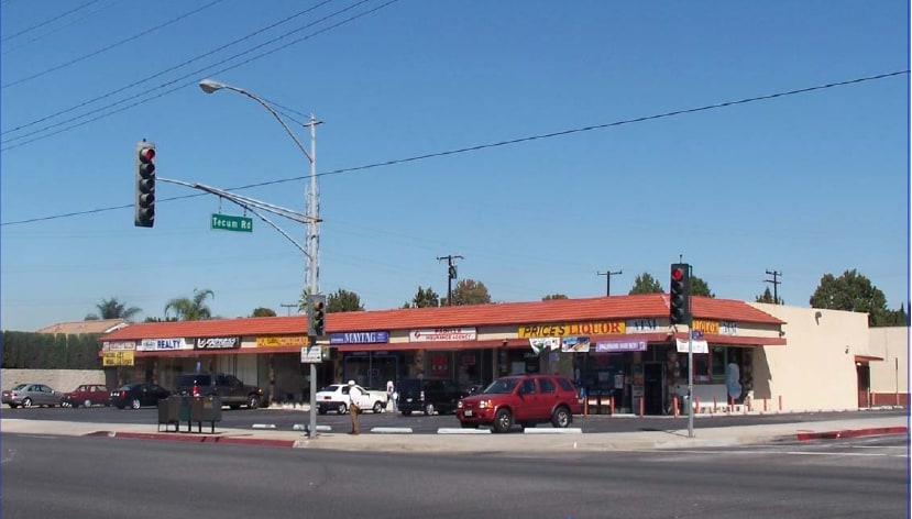 Primary Photo Of 10011-10031 Tecum Rd, Downey General Retail For Lease