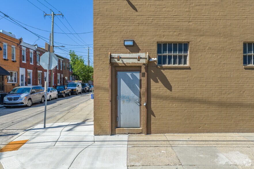 More Photos Of 3297 Tilton St, Philadelphia Light Manufacturing For Sale