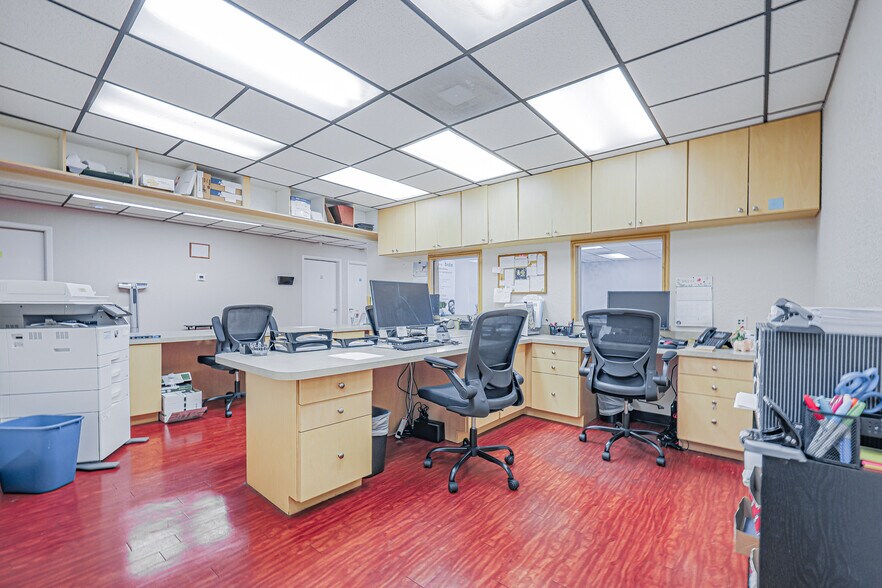 More Photos Of 255 Fortenberry Rd, Merritt Island Medical For Sale