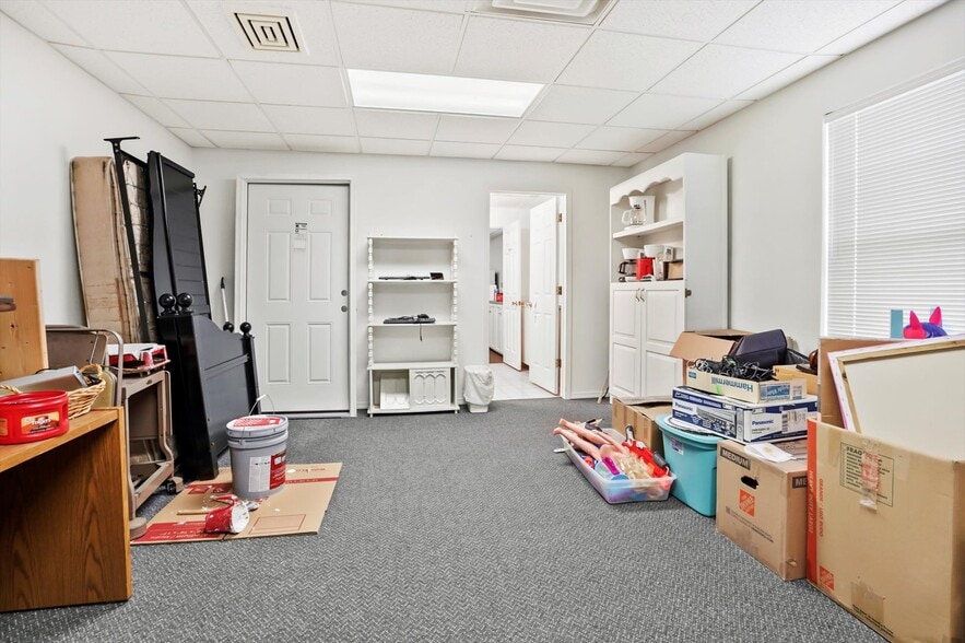 More Photos Of 9040 S Highway 51, Broken Arrow Office For Lease