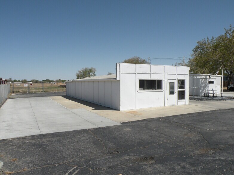 More Photos Of 3121 E Avenue I, Lancaster Freestanding For Sale