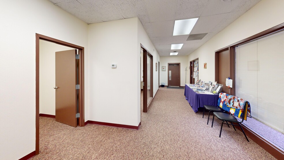 More Photos Of 324 E Washington Ave, Riverton Office For Sale