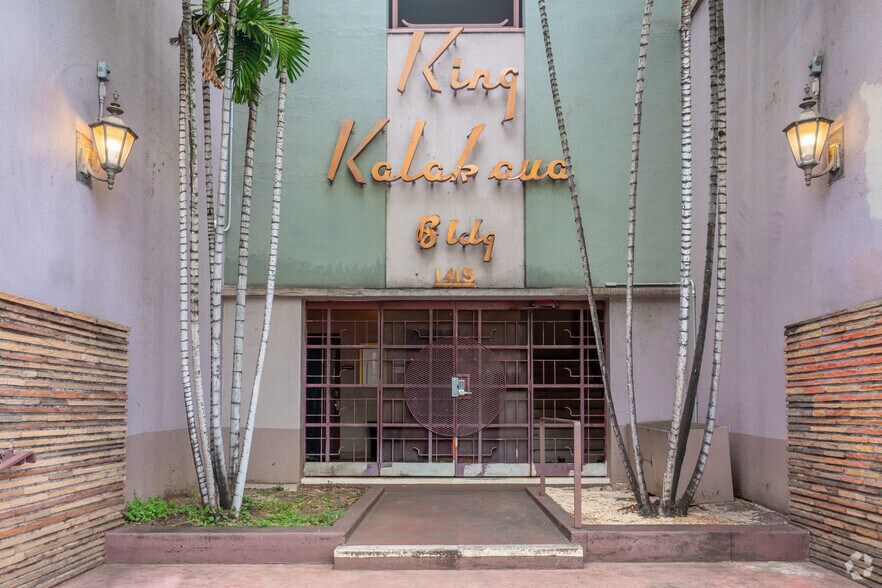 More Photos Of 1401-1415 Kalakaua Ave, Honolulu Storefront Retail Office For Lease