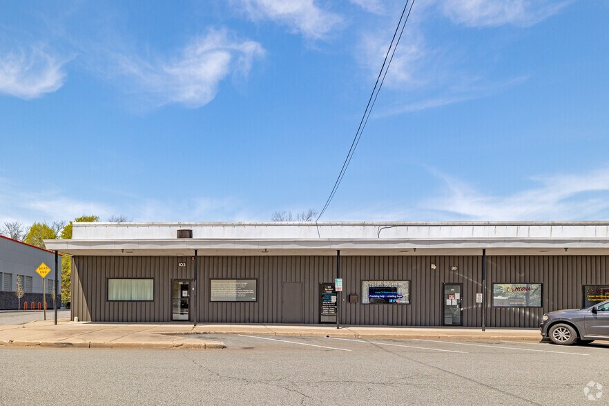 More Photos Of 63-105 Bassett Hwy, Dover Warehouse For Lease