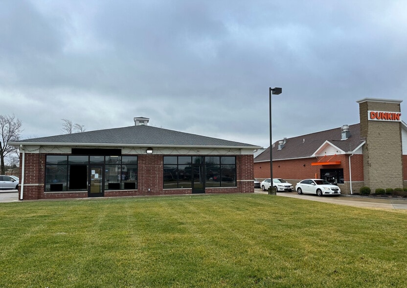 More Photos Of 1055 W Royalton Rd, Broadview Heights General Retail For Sale