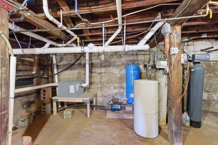 More Photos Of 518 Province Rd, Gilmanton General Retail For Sale