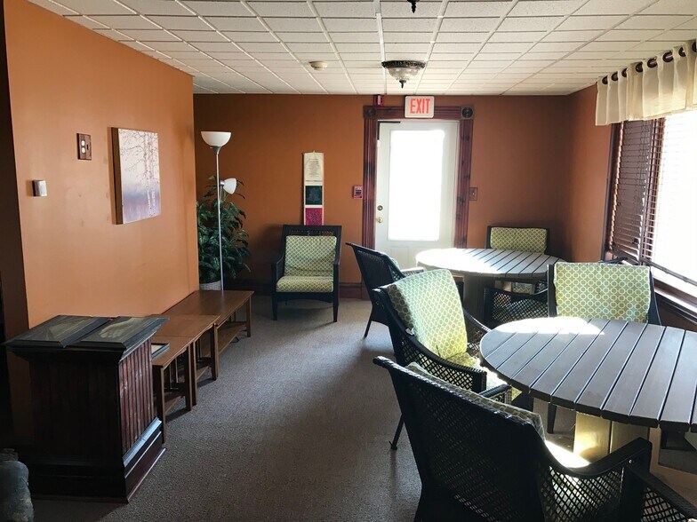 More Photos Of 1454 State Route 30, Wells Specialty For Lease