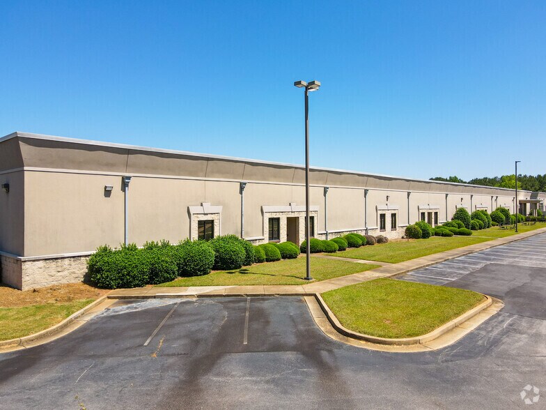 More Photos Of 1241 O.G. Skinner Dr, West Point Office For Sale