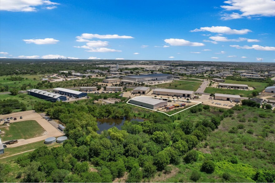 More Photos Of 1481 Robert S Light Blvd, Buda Warehouse For Lease