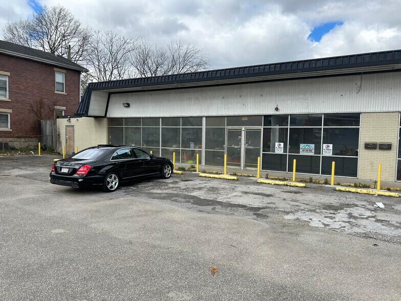 More Photos Of 309 Ruffner Ave, Charleston Convenience Store For Lease