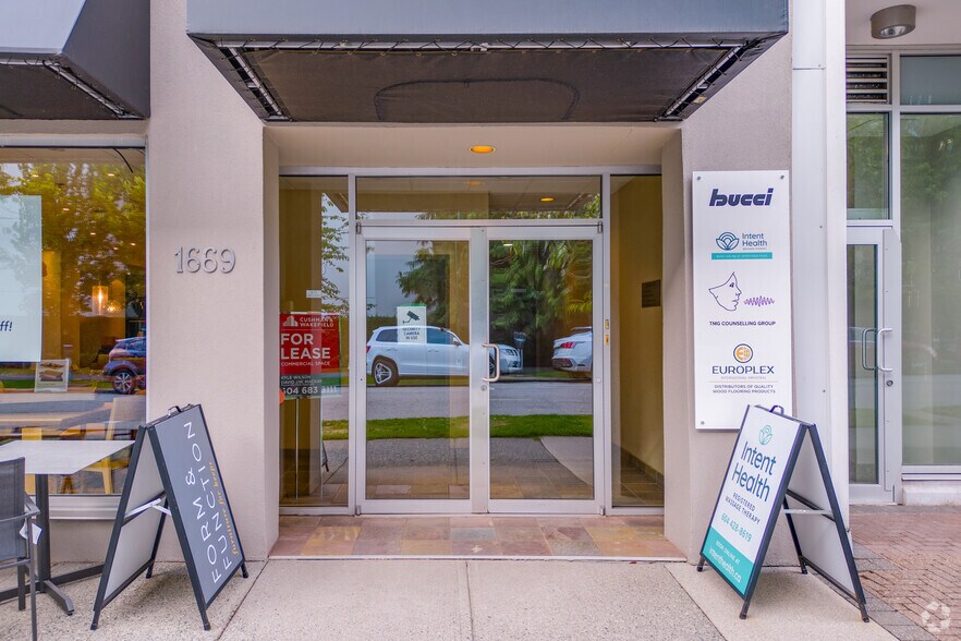 More Photos Of 1669 W 3rd Ave, Vancouver Office For Lease