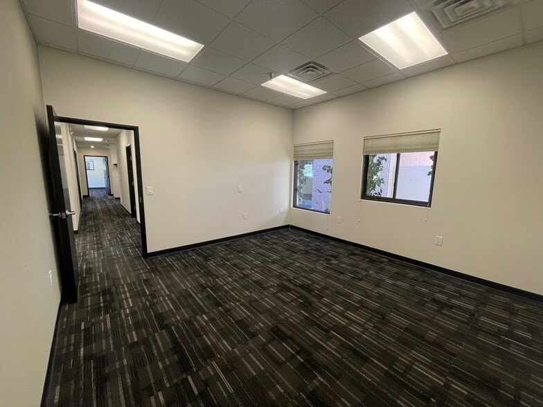 More Photos Of 2700 Farmington Ave, Farmington Office For Sale