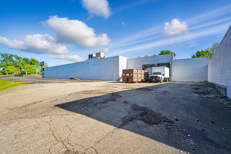 More Photos Of 50 Eswin St, Cincinnati Freestanding For Sale