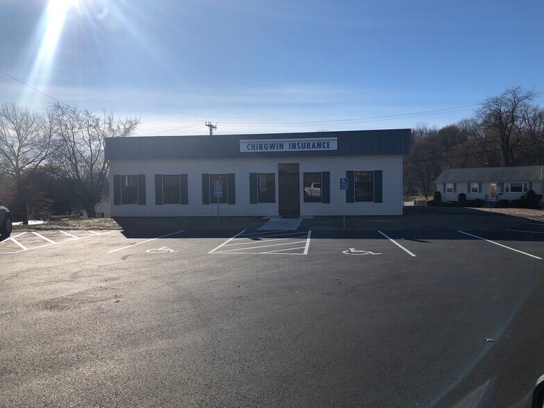 More Photos Of 250 Westfield Rd, Holyoke Storefront Retail Office For Sale